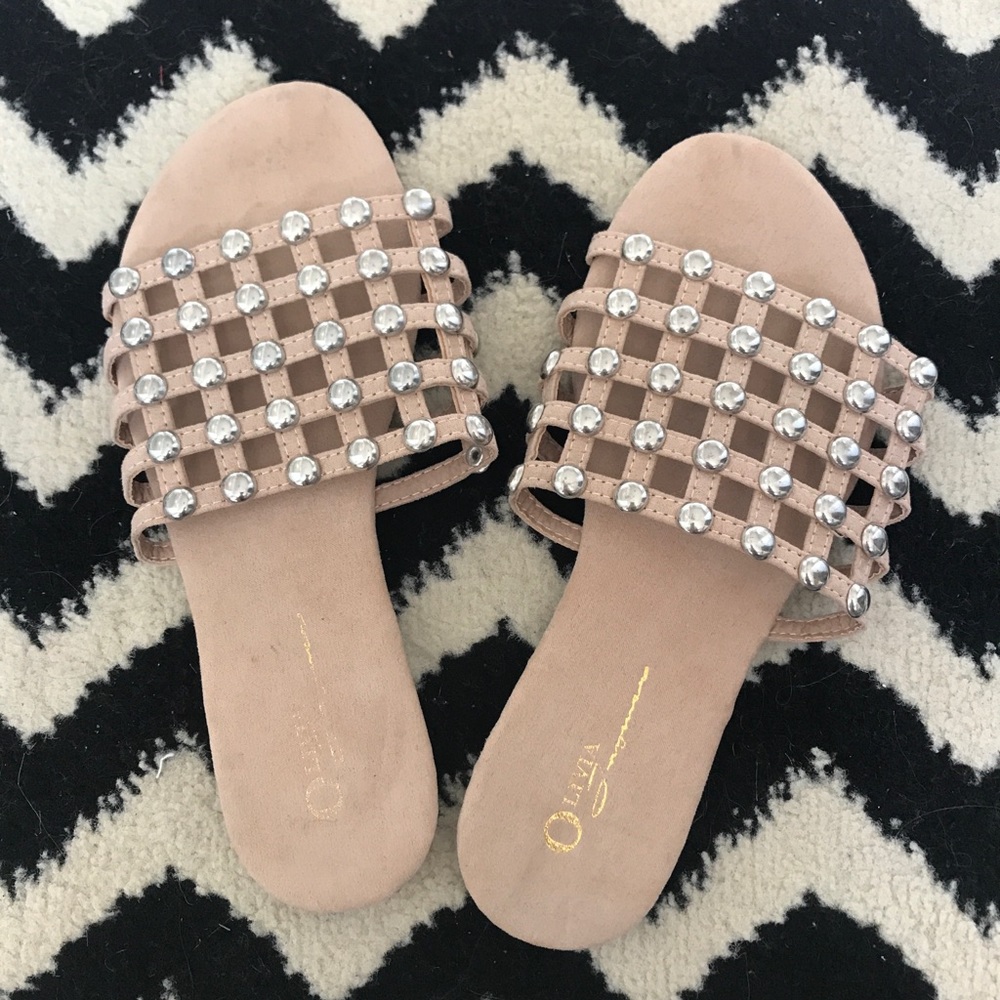 Olivia Nude Slides